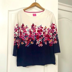 Barely worn 3/4 sleeve cotton too. Joules brand. Classic navy and white.